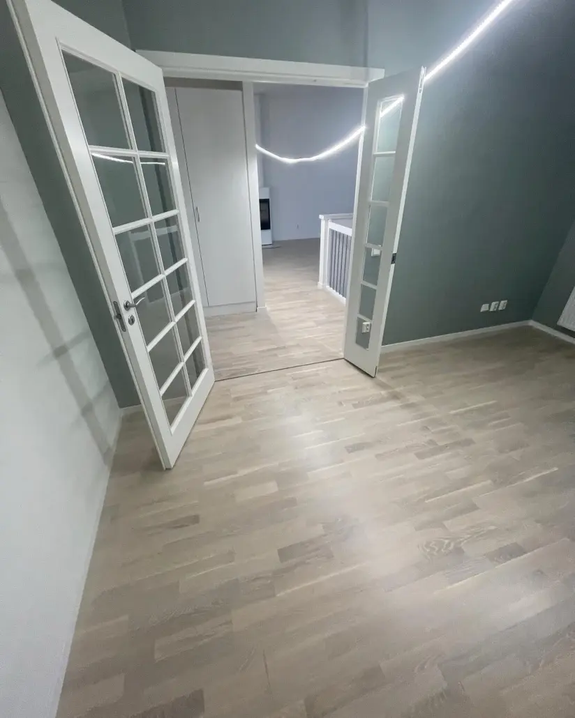 FF15C5B0-F745-4CB9-9CCE-C819457FD821 FF15C5B0 F745 4CB9 9CCE C819457FD821